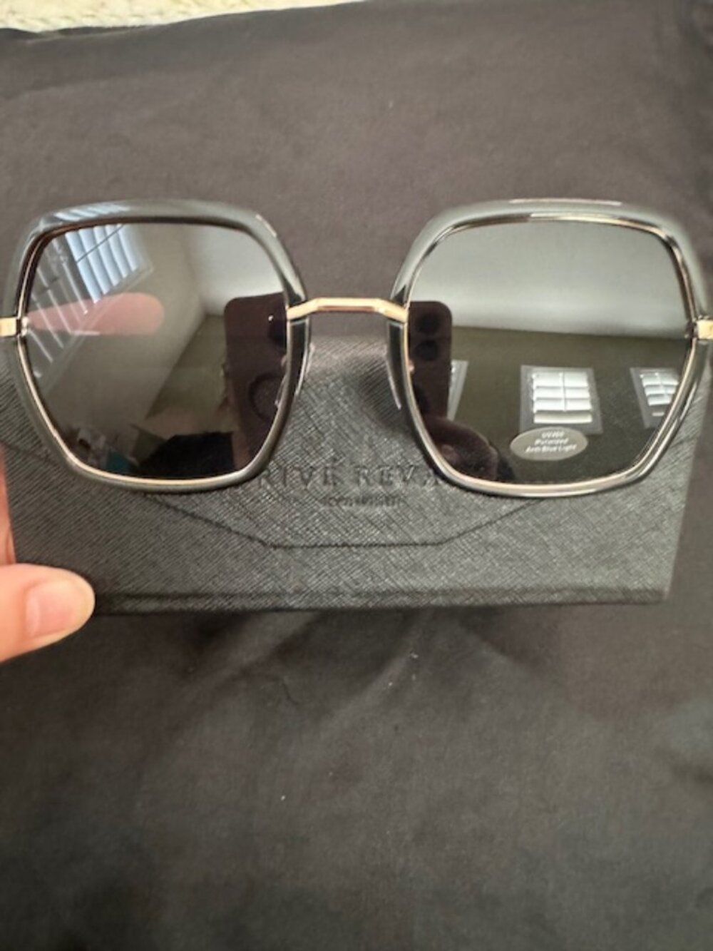 Privé Revaux BY THE BAY/S Polarized 807/M9 Brand New with case - FREE SHIPPING